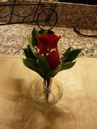 Boutonniere Live Rose 3.jpg