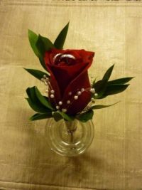 Boutonniere Live Rose 4.jpg